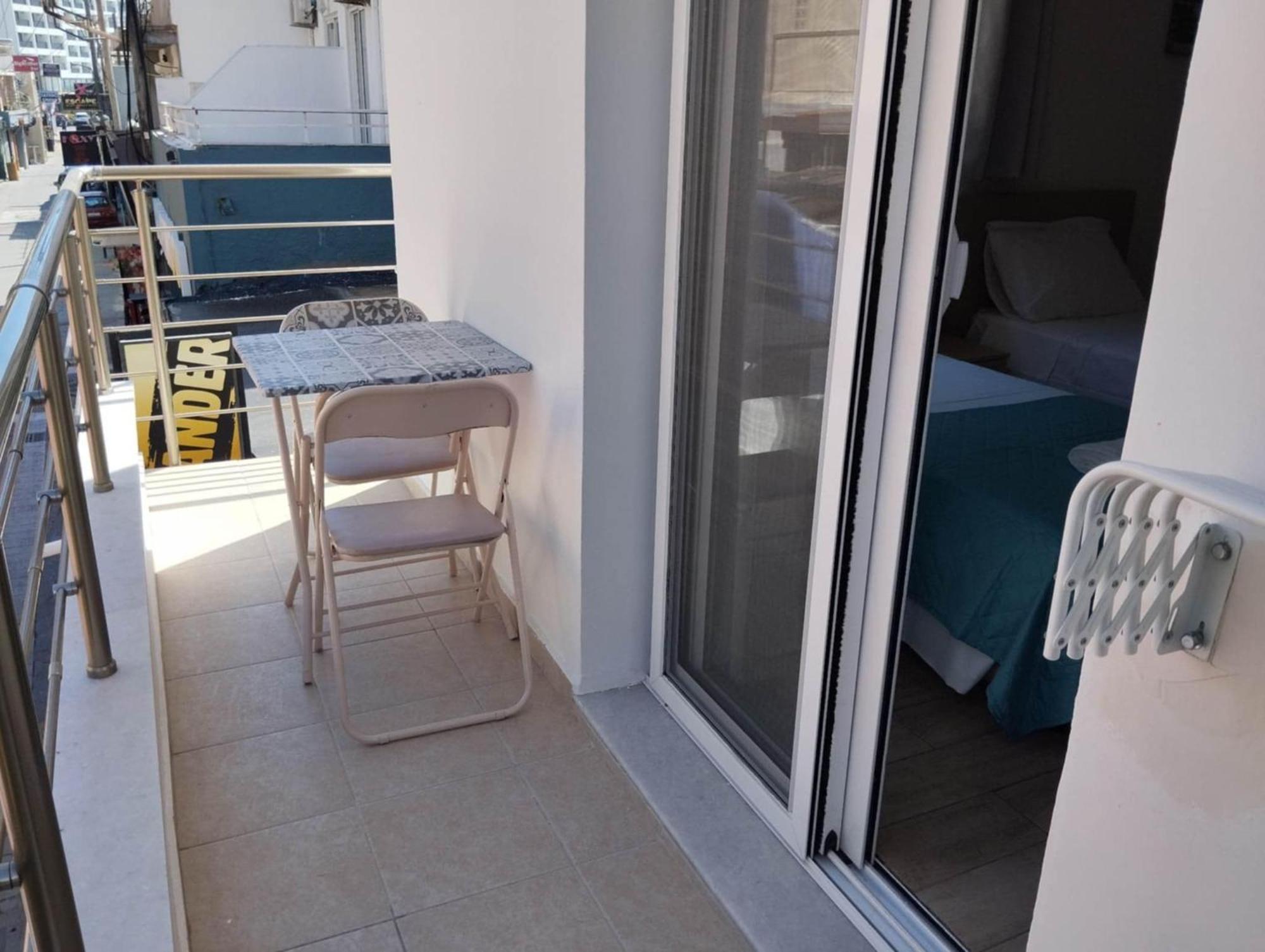 Lilian'S Seaview-Party Street-Youth Studios Rhodes City Dış mekan fotoğraf