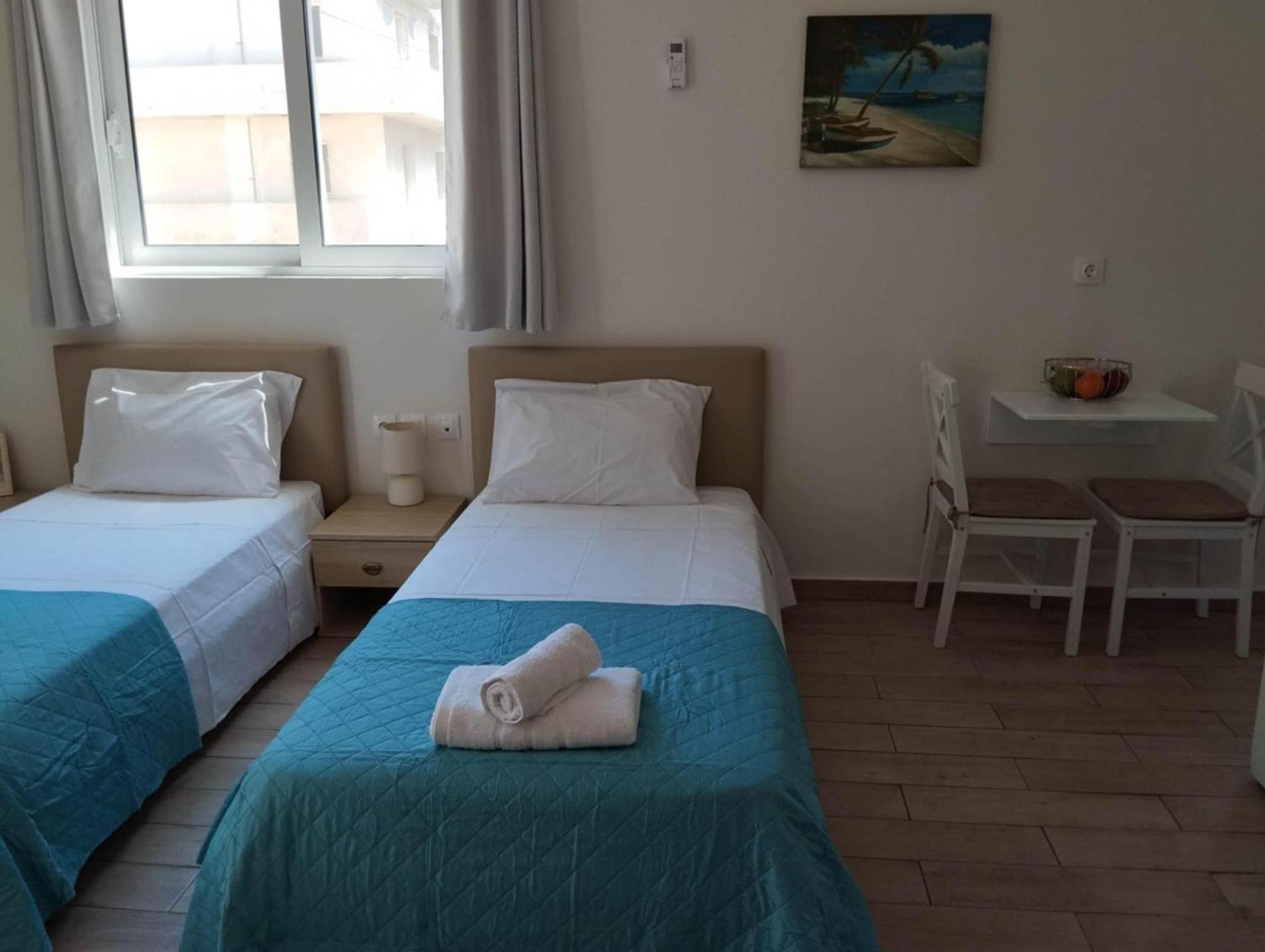 Lilian'S Seaview-Party Street-Youth Studios Rhodes City Dış mekan fotoğraf